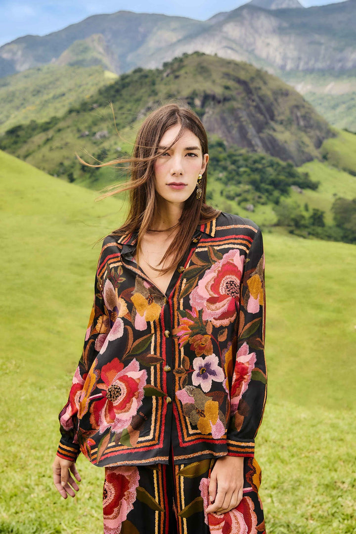 CHENILLE FLOWERS BLACK SHIRT