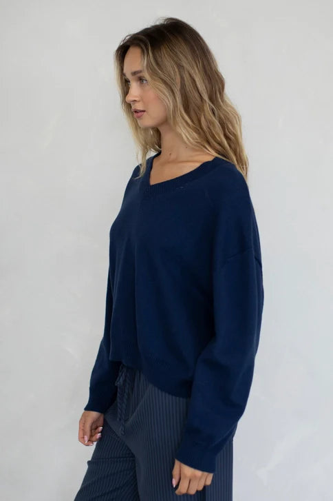 V NECK SWEATER TBW14365