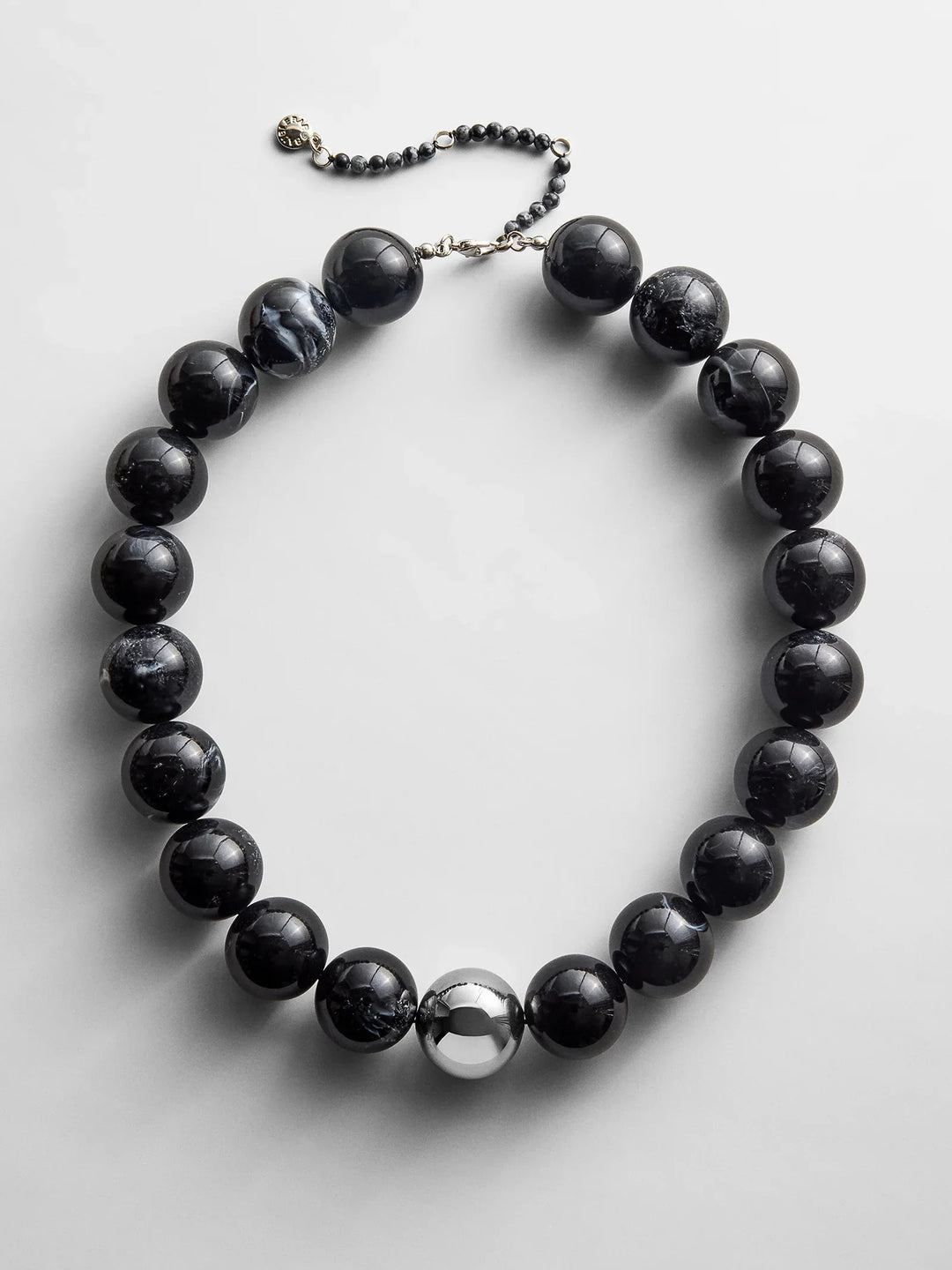 JANE BEADED NECKLACE 22MM