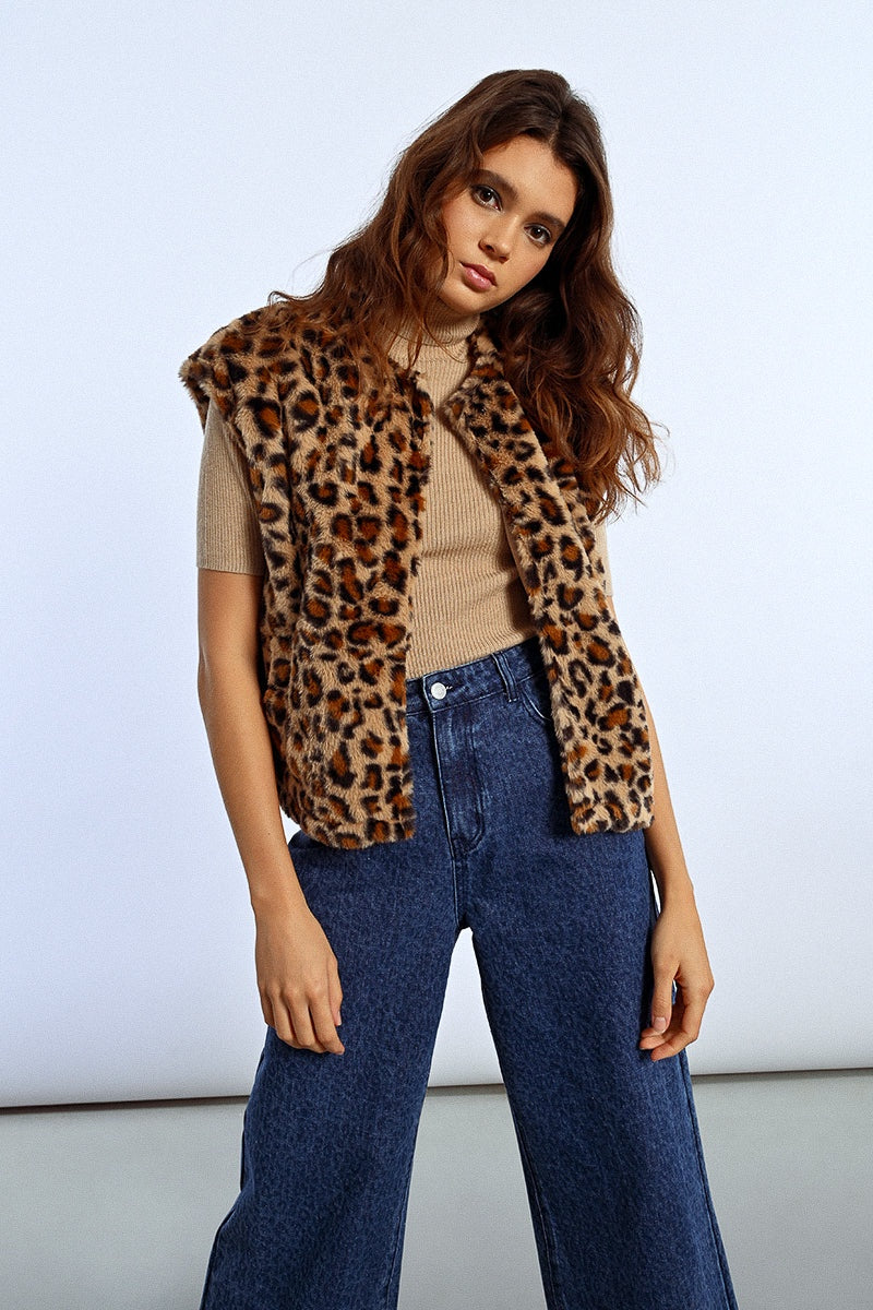 YOUNG LADIES WOVEN SLEEVELESS JACKET