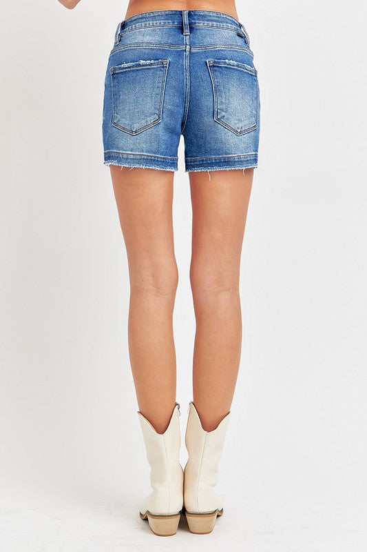 Sunny Curvy Shorts