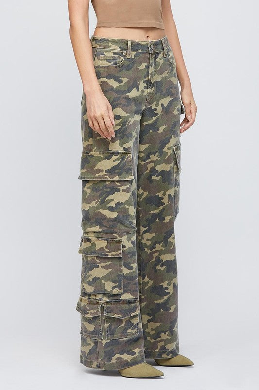 Camo Cargo Jeans