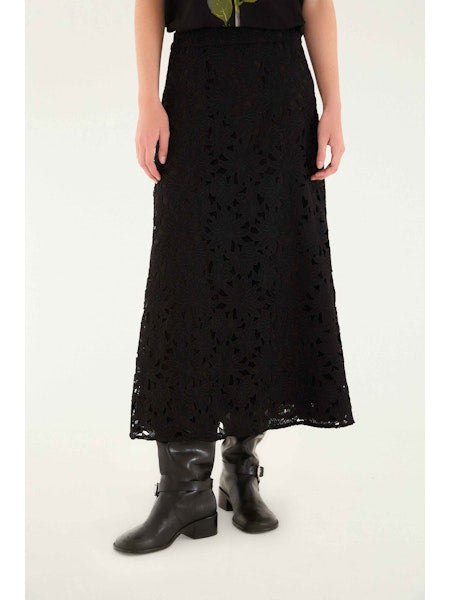 FLOWERED BLACK LACE MIDI SKIRT