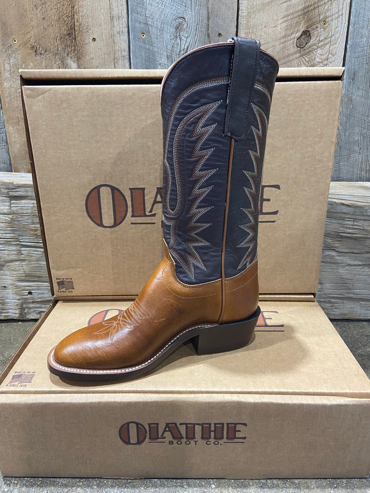 OLATHE TAN HORSEBUTT MENS BOOTS