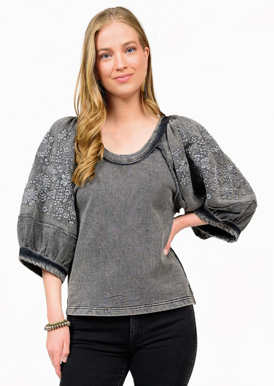 EMB FLORAL KNIT TOP 930046