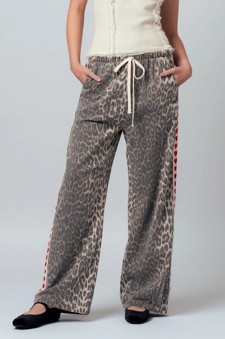LEOPARD HEART STRIPE PANTS