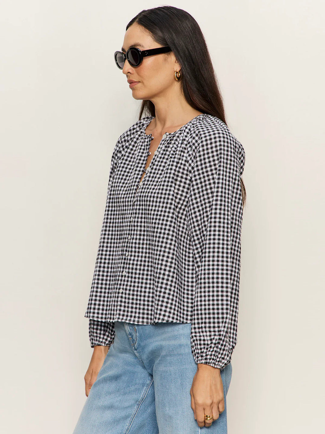 A woman in Zertz&
