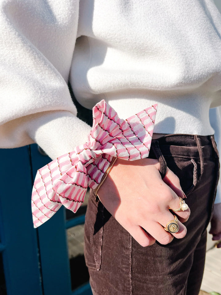 FRILLY SCARF