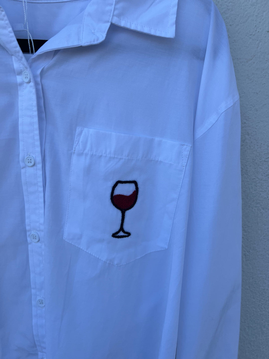 WINE EMBROIDERED BUTTON UP TOP