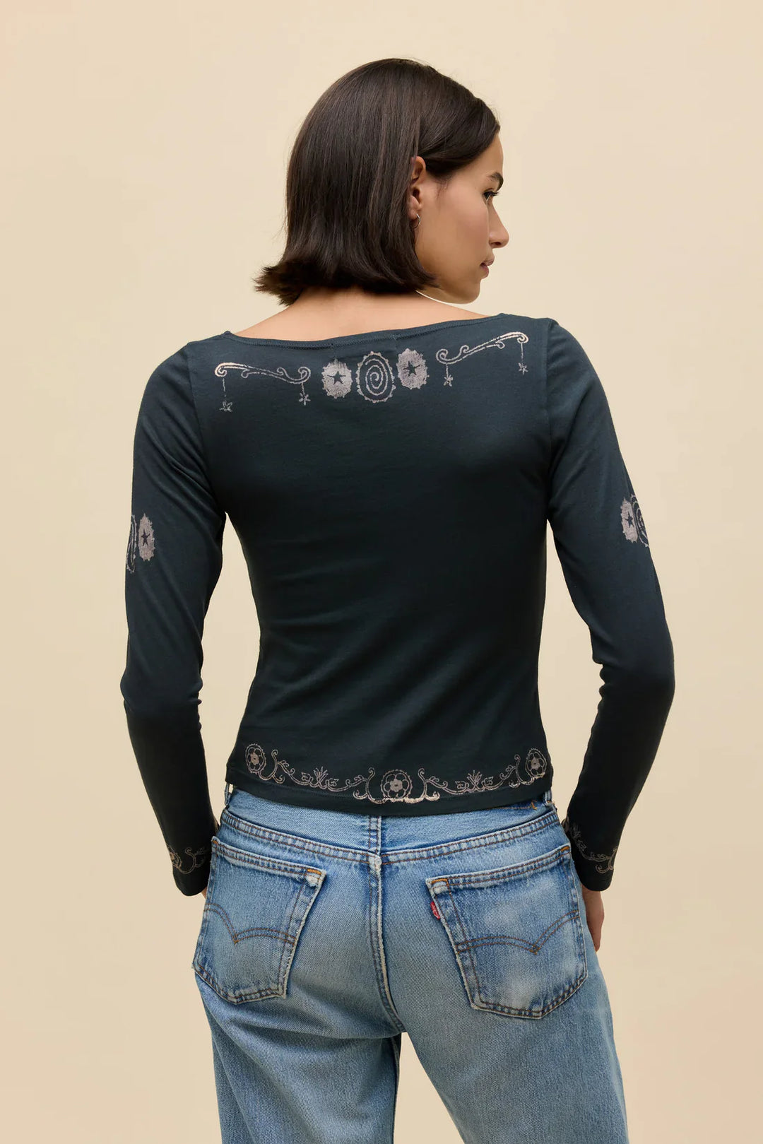 SACRED HEART BOAT NECK LG SLV