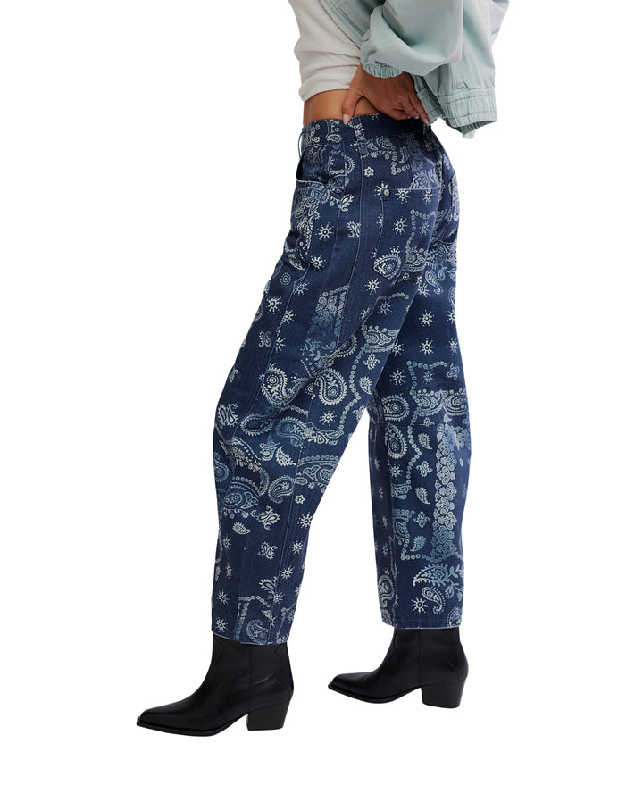 GOOD LUCK PRINTED BARREL-NAVY BANDANA