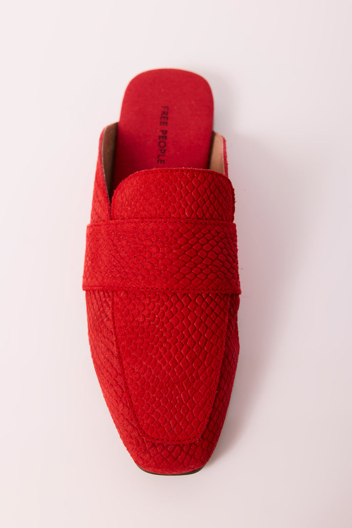 AT EASE EMBOSSED LOAFER