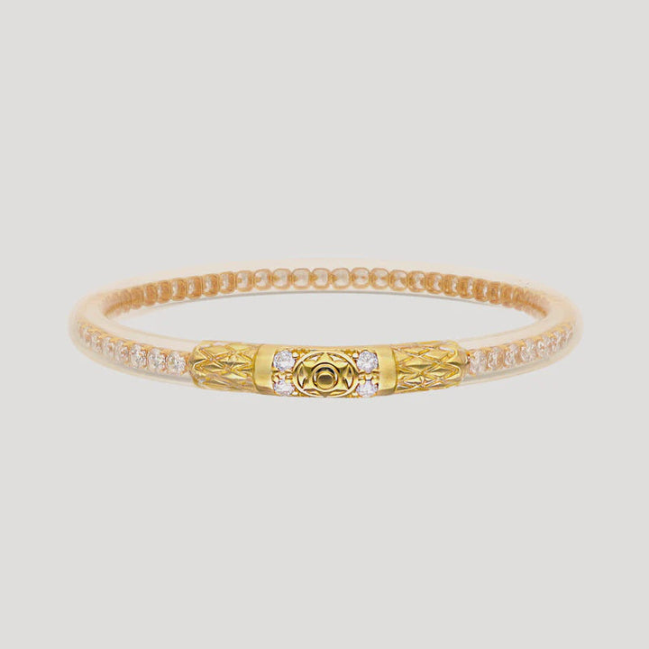 QUEEN ALL WEATHER BANGLE
