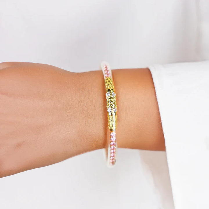 QUEEN ALL WEATHER BANGLE