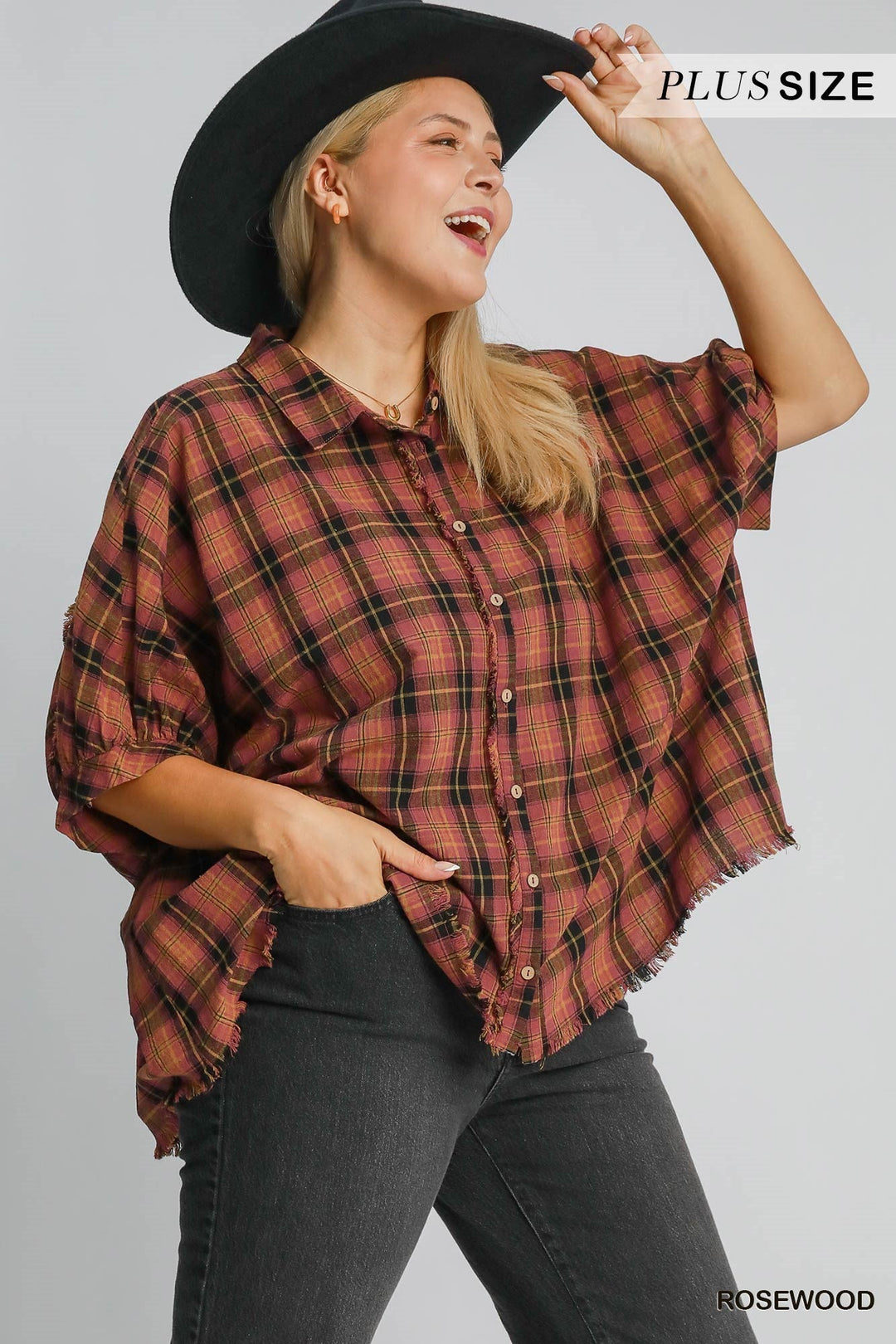 PLAID COLLARED BUTTON DOWN TOP