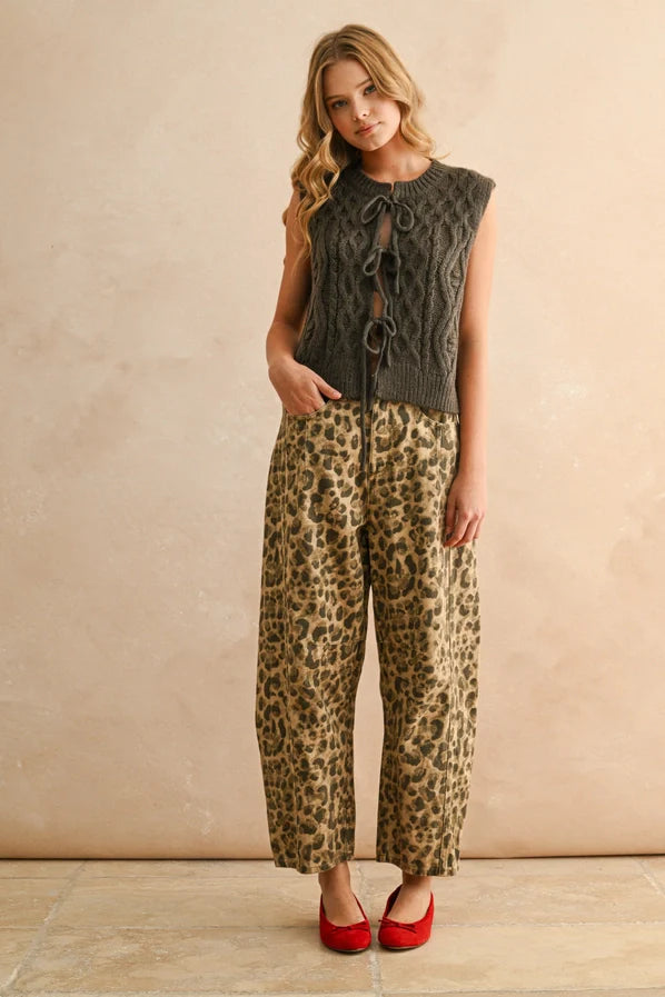 Leopardess Barrel Jeans