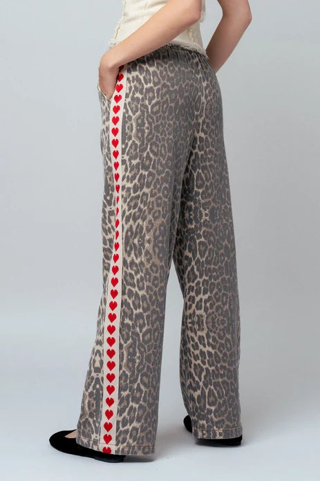 LEOPARD HEART STRIPE PANTS