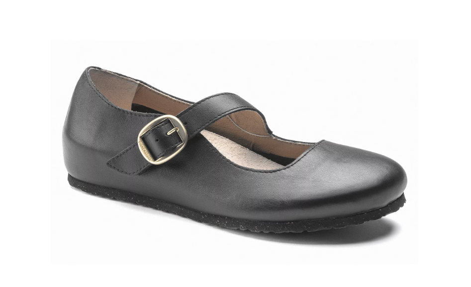 The Zertz TRACY LEATHER BLACK 4 is a single black Mary Jane shoe with a rounded toe, flat sole, and gold-buckle strap across the instep, blending feminine ballet flat style. Photographed on a white background.