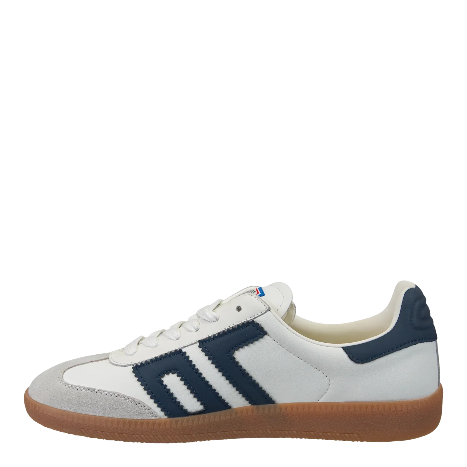 The Zertz CLOUD IN NAVY SNEAKER is a white street style shoe with navy stripes, a navy heel detail, and a gum rubber sole. Its subtle color block design is displayed in side profile against a plain white background.