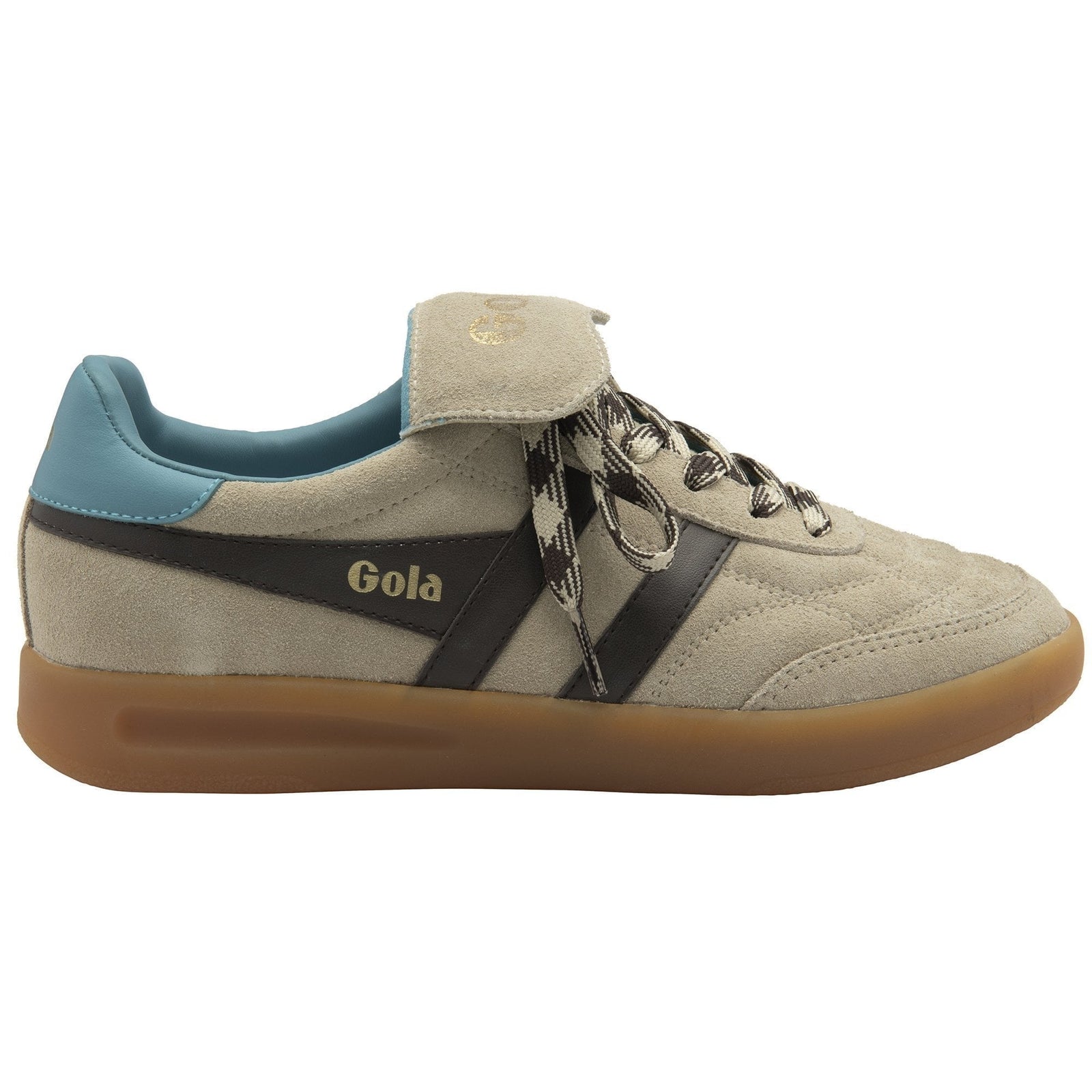 The Zertz Stadia 86 Trainer in Bone/Mocha/Ocean/Gum is a women’s sneaker featuring tan suede, gum sole, vintage football silhouette, black stripes, checkered laces, blue heel collar, and gold Gola branding on the side and tongue.