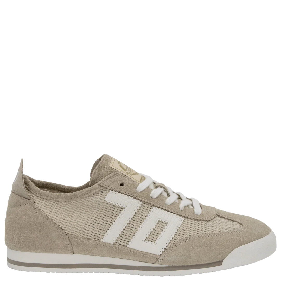 The Zertz LEON BEIGE SNEAKER features a beige mesh and handcrafted suede upper, white laces, “70” in white on the side, a white and gray sole, and low-top design—ideal for casual sportswear looks.