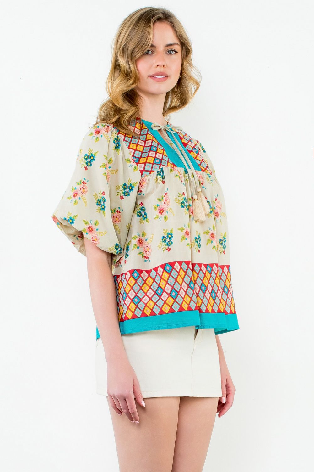 PUFF SLEEVE FLORAL TASSEL TIE TOP