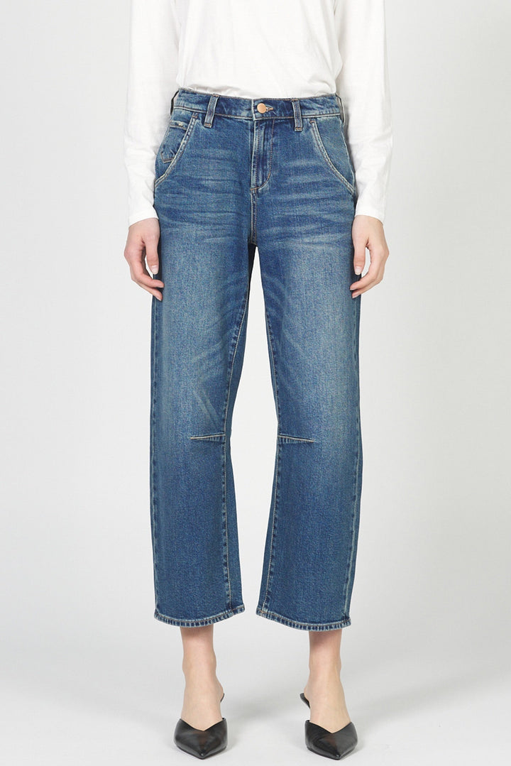 LASSO MID RISE JEAN