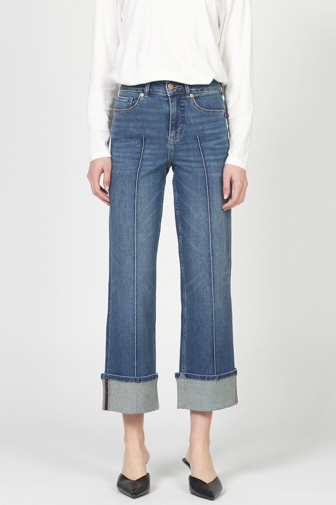 HOLLY STRAIGHT LEG JEAN 52A312HDE
