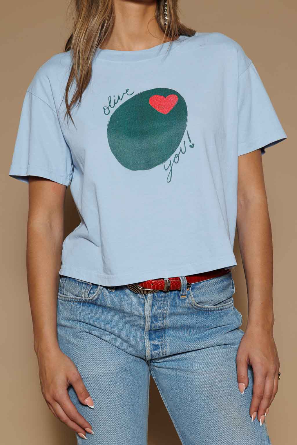 OLIVE YOU CROPPED TEE