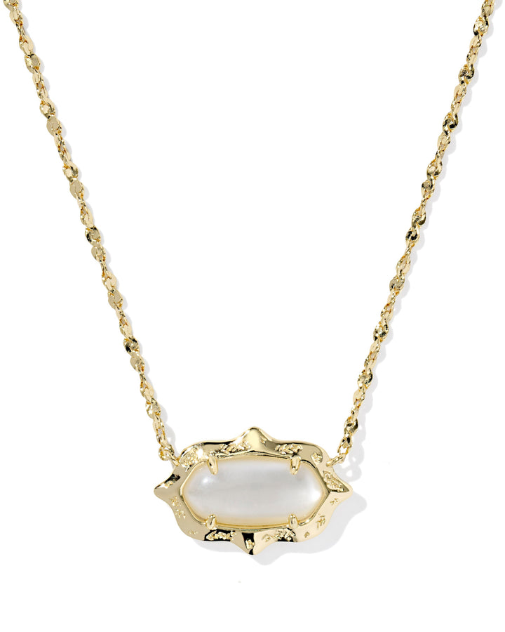 ELISA SCALLOP FRAME NECKLACE