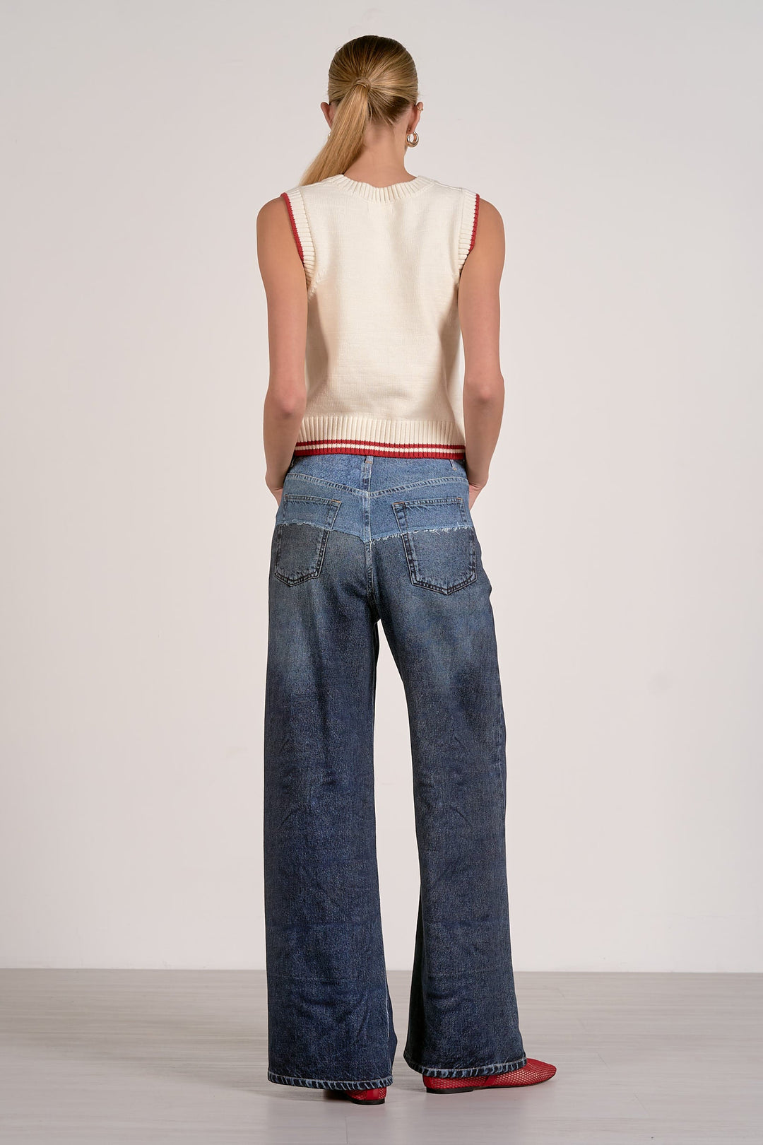 SLVLESS CREWNECK PEPPER SWEATER