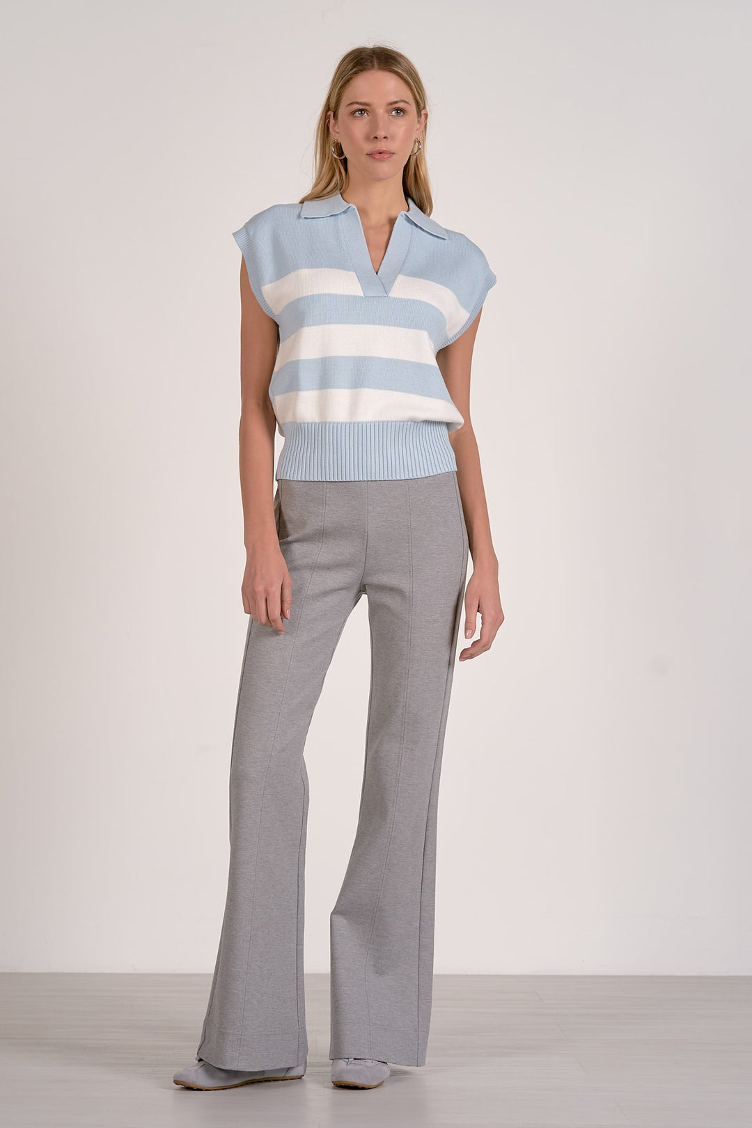 SLVLESS COLLAR SWEATER