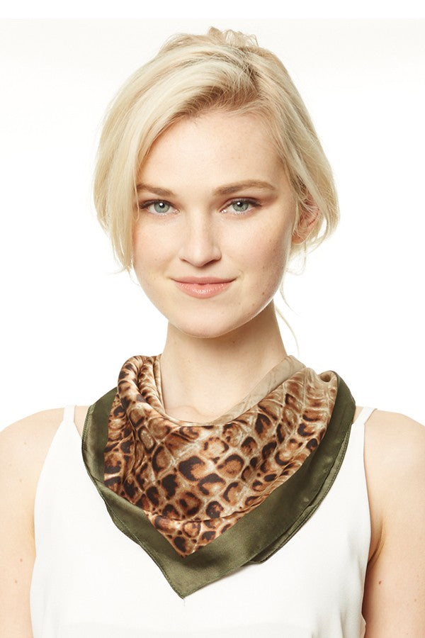 EDGE BLOCK ANIMAL PRINT SCARF 2 COLORS