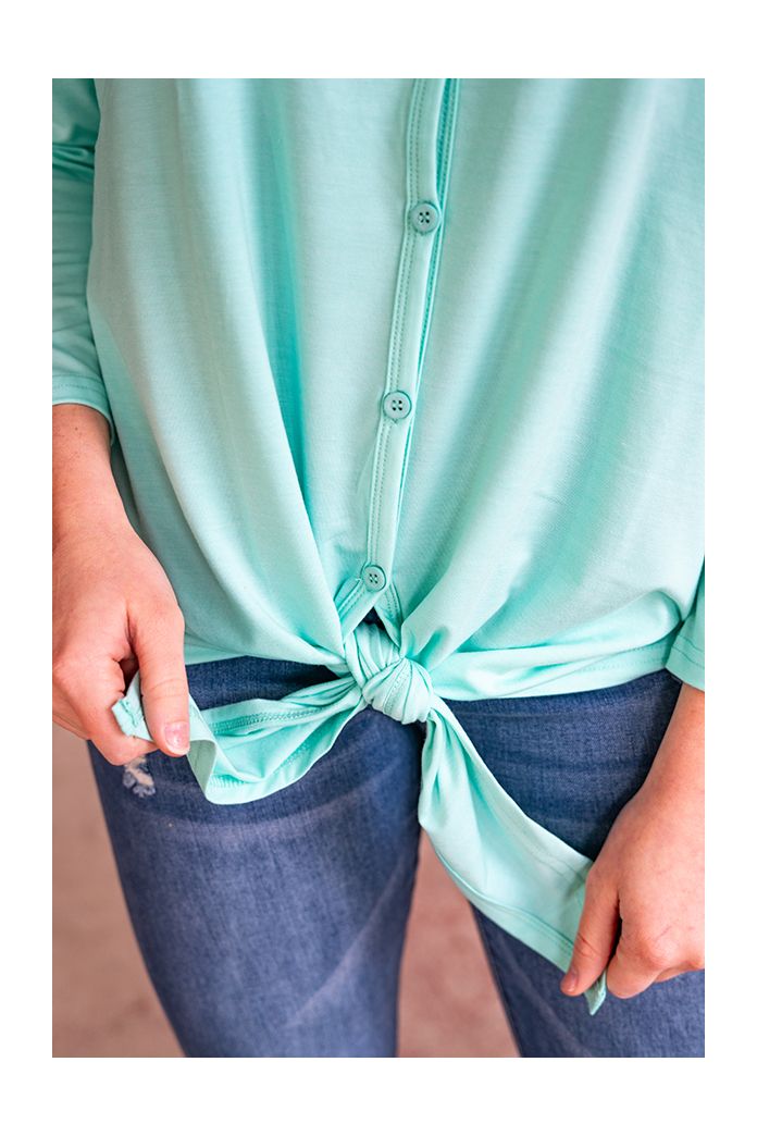 MINT BUTTON DOWN TIE FRONT SHIRT