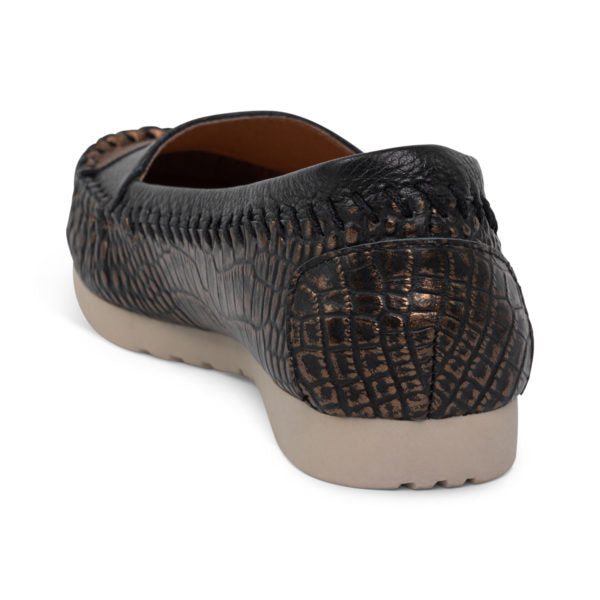 FIVE TRIBE "FABULOUS" A-LINE MOCCASIN WOMEN'S SHOE