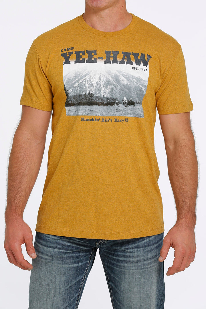 CINCH MEN'S RANCHIN' AIN'T EASY TEE - GOLD